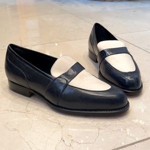 Stephane Kelian Paris size 6 navy leather/white linen loafers.